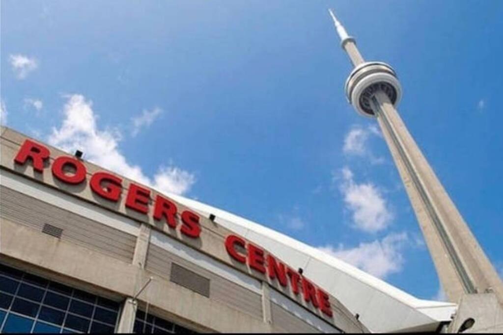 Luxury Suite Downtown Toronto Near Cn Tower Bagian luar foto