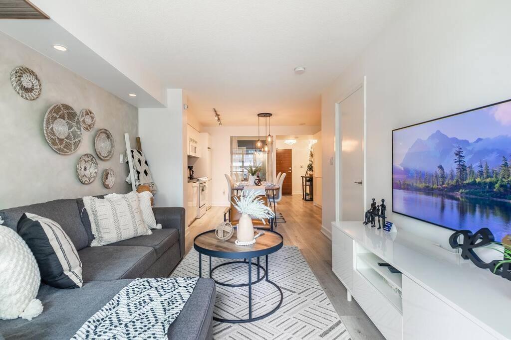 Luxury Suite Downtown Toronto Near Cn Tower Bagian luar foto